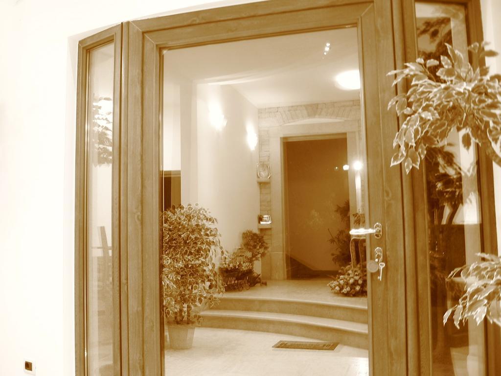 Guest House Caterina Porec Ngoại thất bức ảnh